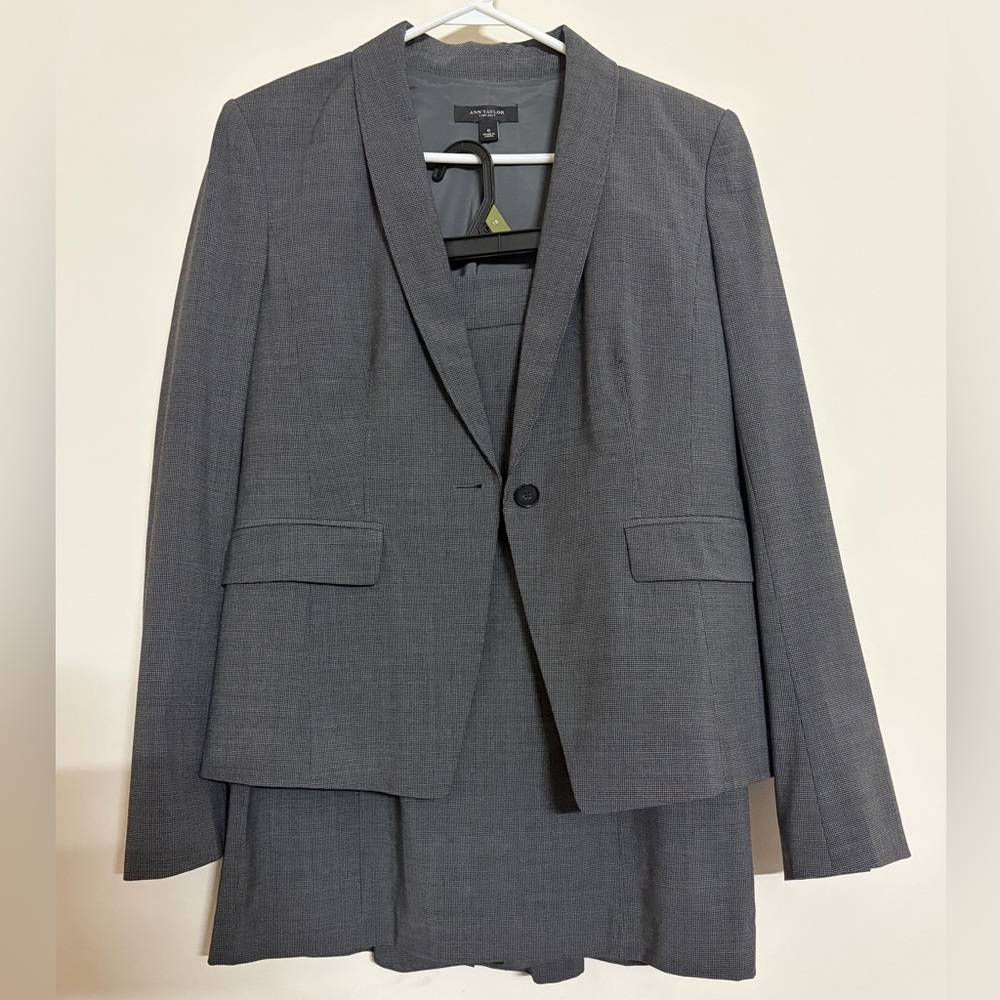 Ann Taylor Gray Women's Blazer